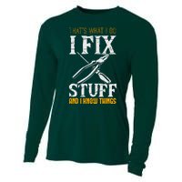 That´s What I Do, I Fix Stuff And I Know Things Cooling Performance Long Sleeve Crew