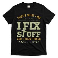 Thats What I Do I Read Books And I Know Things Funny Reading T-Shirt