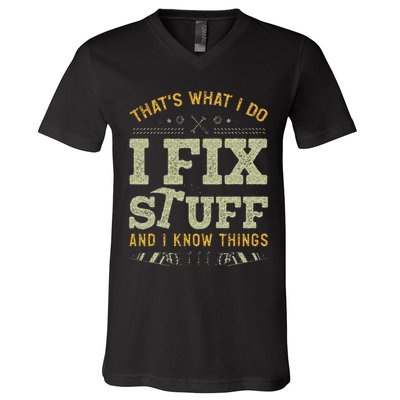 Thats What I Do I Read Books And I Know Things Funny Reading V-Neck T-Shirt