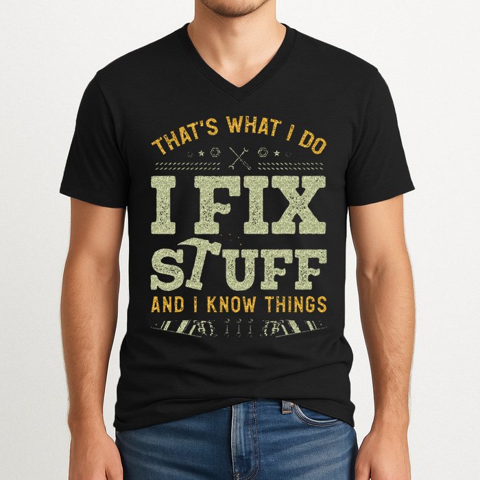 Thats What I Do I Read Books And I Know Things Funny Reading V-Neck T-Shirt