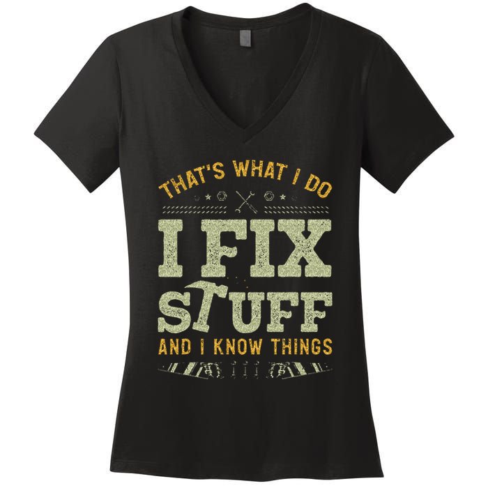 Thats What I Do I Read Books And I Know Things Funny Reading Women's V-Neck T-Shirt