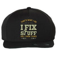 Thats What I Do I Read Books And I Know Things Funny Reading Wool Snapback Cap