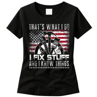 Thats What I Do I Fix Stuff And I Know Things Funny Men Womens T-Shirt
