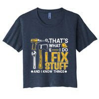 Thats What I Do I Fix Stuff And I Know Things Crop Top