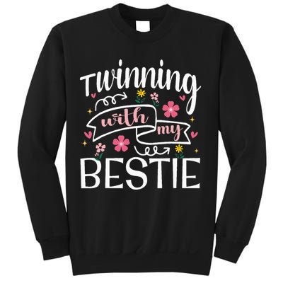 Twinning With My Bestie Girl Twin Day Best Friend BFF Cute Sweatshirt