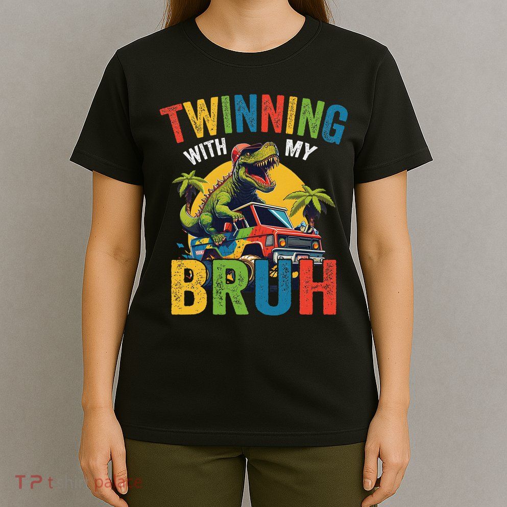 Twinning With My Bestie Funny Twin Day Spirit Week T-Shirt