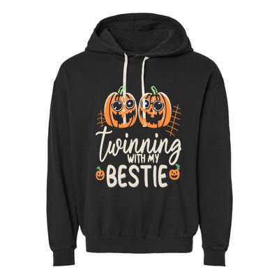 Twinning With My Bestie Spirit Week Twin Day Best Friend 70s Garment-Dyed Fleece Hoodie