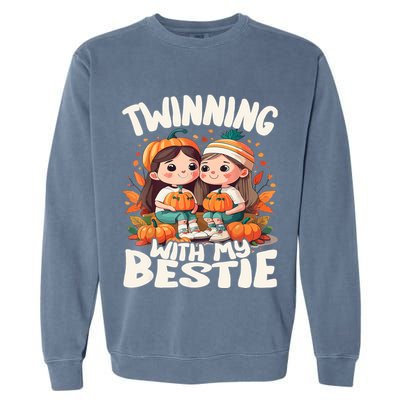 Twinning With My Bestie Spirit Week Twin Day Best Friend 70s Garment-Dyed Sweatshirt