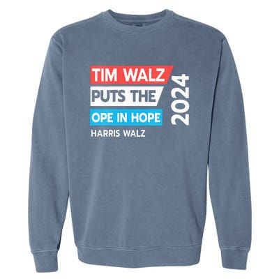 Tim Walz Puts The Open In Hole 2024 Harris Walz Garment-Dyed Sweatshirt