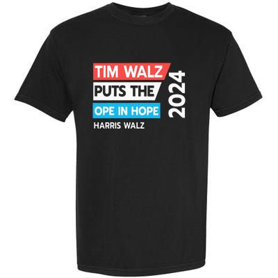 Tim Walz Puts The Open In Hole 2024 Harris Walz Garment-Dyed Heavyweight T-Shirt