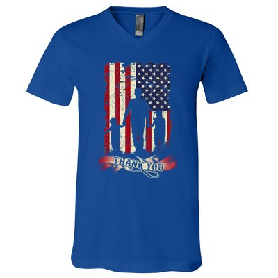 Thank You Daddy American Flag Fathers Day Present For Dad Cute Gift V-Neck T-Shirt