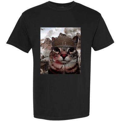 Thousand Yard Stare Funny Soldier Cat Meme In Battlefield Garment-Dyed Heavyweight T-Shirt