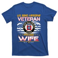 Us 82nd Airborne Veteran Proud Wife Us Flag Patriotic Gift T-Shirt