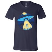 Ufo Alien Abduction Flying Saucer Area 51 Conspiracy V-Neck T-Shirt