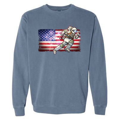 USA American Flag 4th Of July Fireworks Astronaut Garment-Dyed Sweatshirt