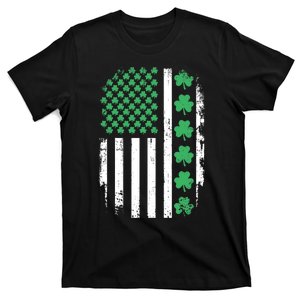 US American flag with shamrocks for St Patricks day T-Shirt