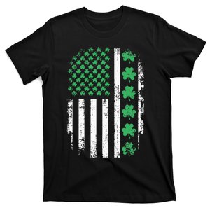 Us American Flag With Shamrocks For St Patricks Day T-Shirt