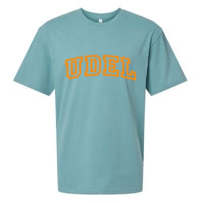UDel Arch Logo Vintage University Alumni Style Sueded Cloud Jersey T-Shirt