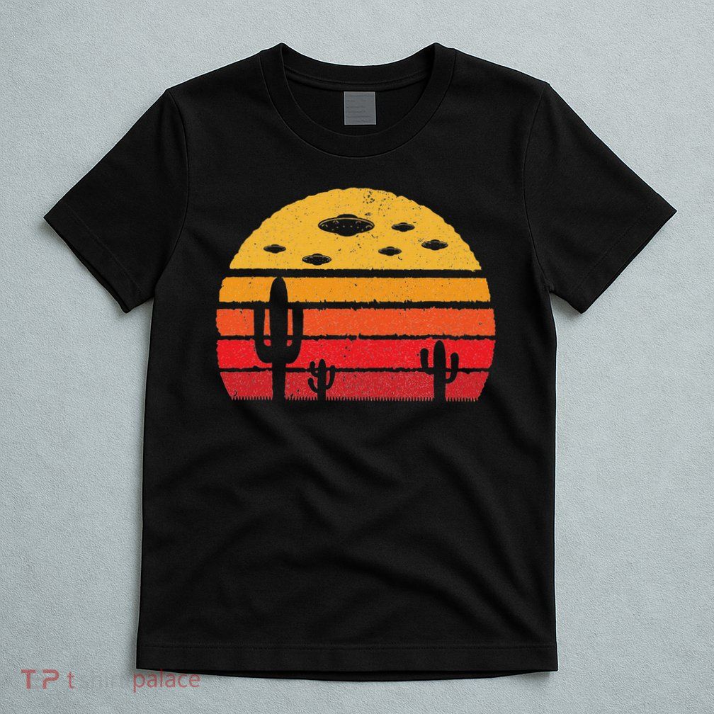 Ufo Alien Retro Desert Extraterrestrial Gift T-Shirt