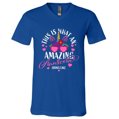 Unicorn Aunt This Is What An Amazing Aunticorn Looks Like Meaningful Gift V-Neck T-Shirt