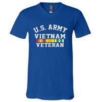 Us Army Vietnam Veteran Veteran's Day Gift V-Neck T-Shirt