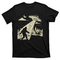 Ufo Bigfoot Sasquatch Lochness Monster Funny Believe Gift T-Shirt