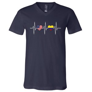 Usa Colombia Heartbeat America Colombian Flag Heart V-Neck T-Shirt