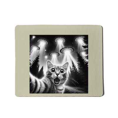 Ufo Cat Selfie Fun For Ufo And Cat Lovers Mousepad