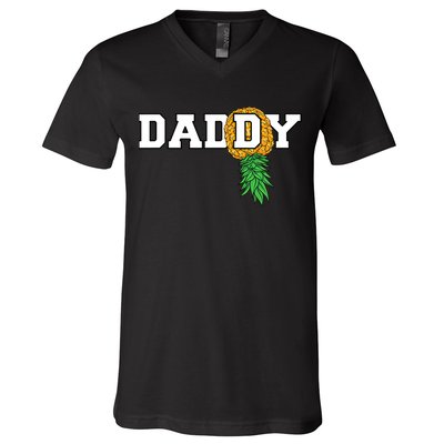 Upside Down Pineapple Swinger Daddy Men V-Neck T-Shirt
