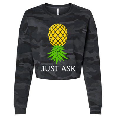 Upside Down Pineapple Great Gift Sharing Swinger Gift Cropped Pullover Crew