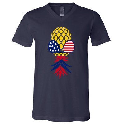 Upside Down Pineapple Sunglasses July 4th Swingers Us Flag V-Neck T-Shirt