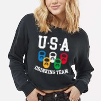USA Drinking Team for a Team Drinking Beer Lovers Cropped Pullover Crew