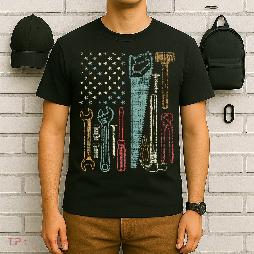 Usa Flag Carpenter And Builder Tools T-Shirt