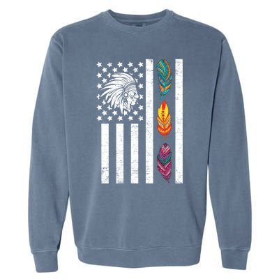 Usa Flag Feather Native American Heritage Day Indian Gift Meaningful Gift Garment-Dyed Sweatshirt