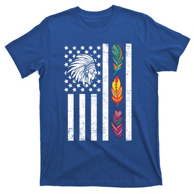 Usa Flag Feather Native American Heritage Day Indian Gift Meaningful Gift T-Shirt