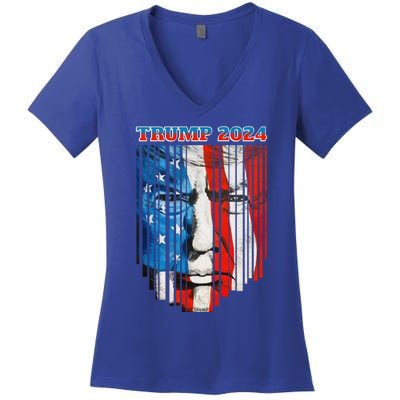 Us Flag Face Trump 2024 Vintage Donald Trump 4th Of July Gift Women's V-Neck T-Shirt