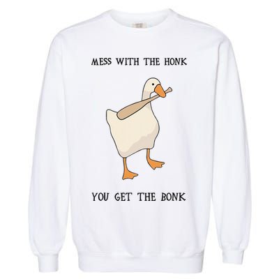 Untitled Funny Goose Game Meme Garment-Dyed Sweatshirt