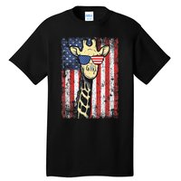 USA Flag Patriotic Giraffe Sunglasses Funny Animal Lover Tall T-Shirt