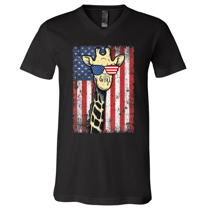 USA Flag Patriotic Giraffe Sunglasses Funny Animal Lover V-Neck T-Shirt