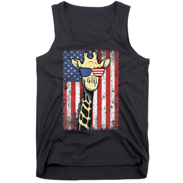 USA Flag Patriotic Giraffe Sunglasses Funny Animal Lover Tank Top