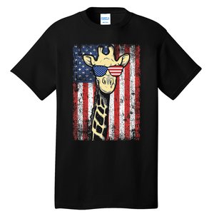 Usa Flag Patriotic Giraffe Sunglasses Funny Animal Lover Tall T-Shirt