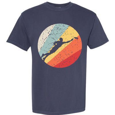 Ultimate Frisbee Retro Distressed Garment-Dyed Heavyweight T-Shirt
