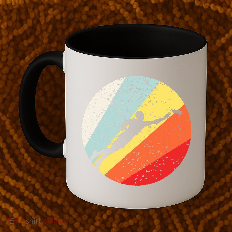Ultimate Frisbee Retro Distressed Mug