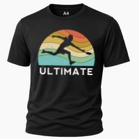 Ultimate Frisbee Retro Player Flying Disc Throwing Meaningful Gift Cooling Performance Crew T-Shirt