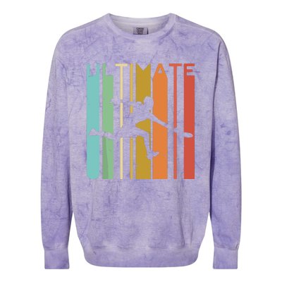 Ultimate Frisbee Retro Player Flying Disc Throwing Colorblast Crewneck Sweatshirt