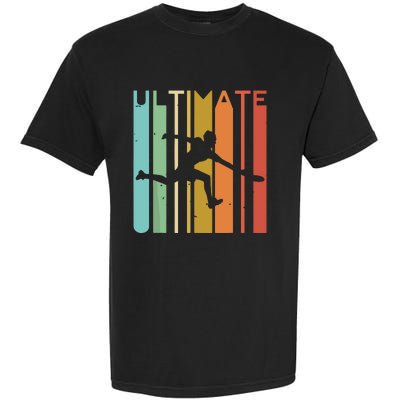 Ultimate Frisbee Retro Player Flying Disc Throwing Garment-Dyed Heavyweight T-Shirt