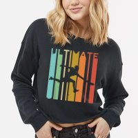 Ultimate Frisbee Retro Player Flying Disc Throwing Cropped Pullover Crew