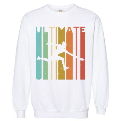 Ultimate Frisbee Retro Player Flying Disc College Cute Gift Garment-Dyed Sweatshirt