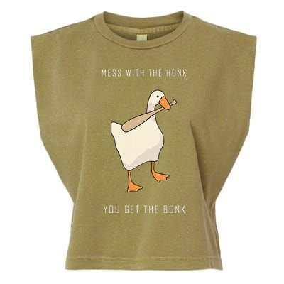 Untitled Goose Game Funny Family Gaming Garment-Dyed Women's Muscle Tee