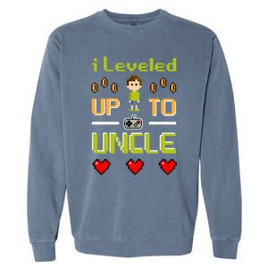 Uncle Gamer Meaningful Gift Leveled Up To Uncle Pregnancy Announcet Gift Garment-Dyed Sweatshirt